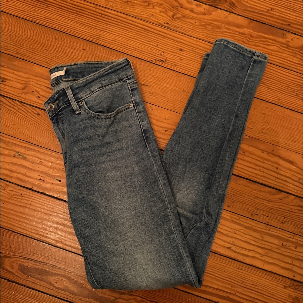 Levi’s 711 Skinny Jeans Size 28